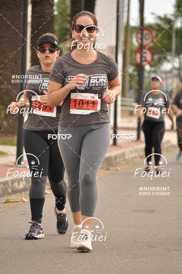 Buy your photos of the eventSantander Track&Field  Run Series - Shopping Vitria on Fotop