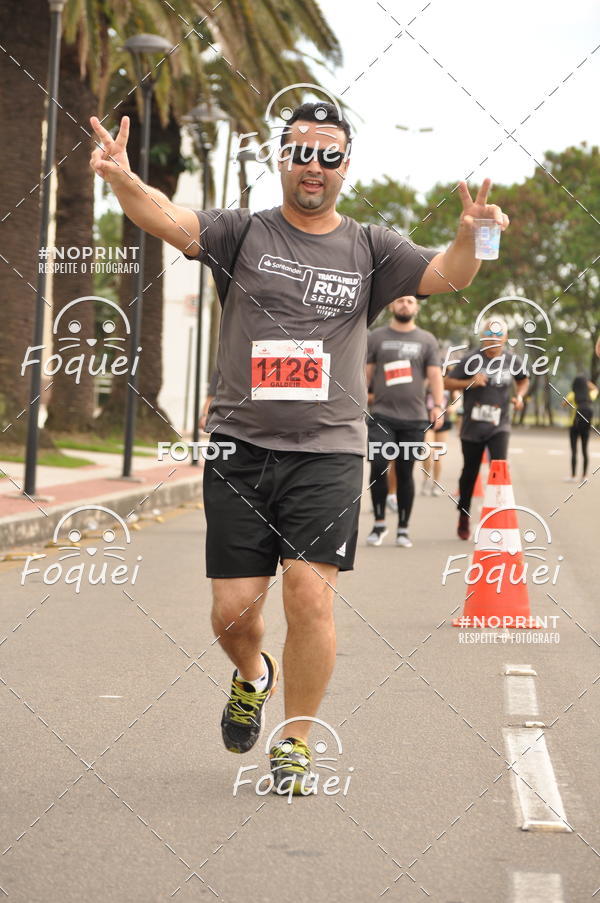 Buy your photos of the eventSantander Track&Field  Run Series - Shopping Vitria on Fotop