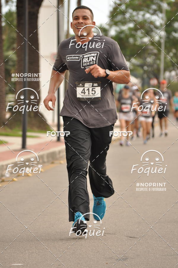 Buy your photos of the eventSantander Track&Field  Run Series - Shopping Vitria on Fotop