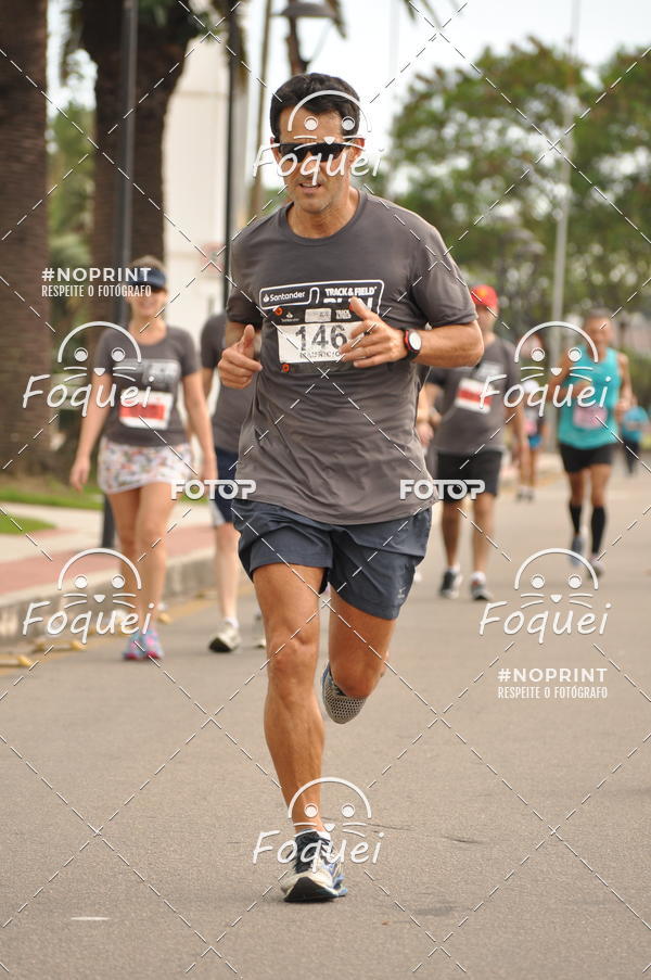 Buy your photos of the eventSantander Track&Field  Run Series - Shopping Vitria on Fotop