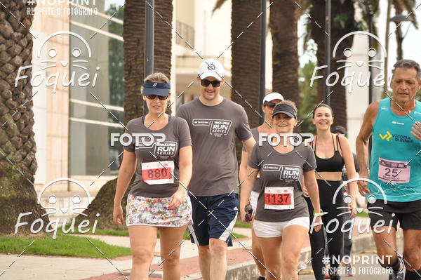 Buy your photos of the eventSantander Track&Field  Run Series - Shopping Vitria on Fotop
