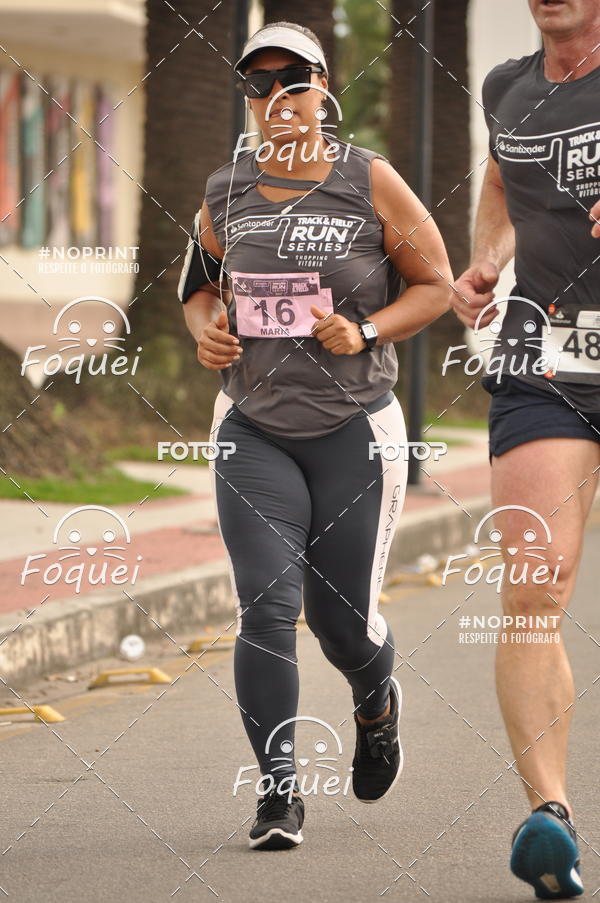 Buy your photos of the eventSantander Track&Field  Run Series - Shopping Vitria on Fotop