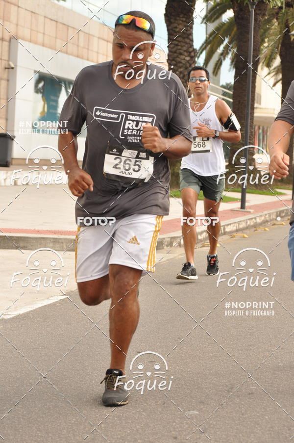 Buy your photos of the eventSantander Track&Field  Run Series - Shopping Vitria on Fotop