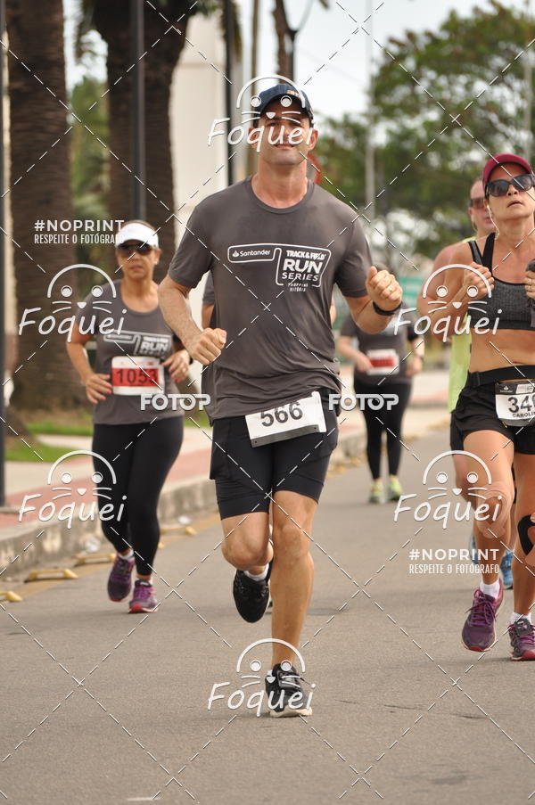 Buy your photos of the eventSantander Track&Field  Run Series - Shopping Vitria on Fotop