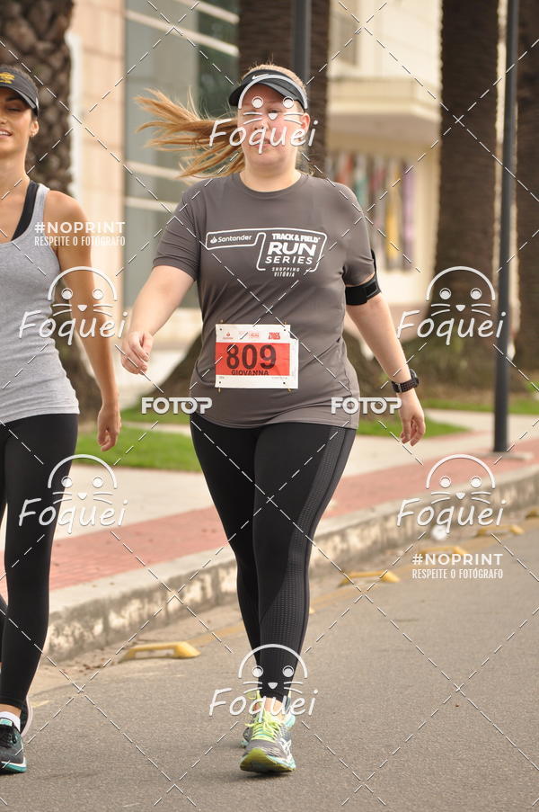 Buy your photos of the eventSantander Track&Field  Run Series - Shopping Vitria on Fotop