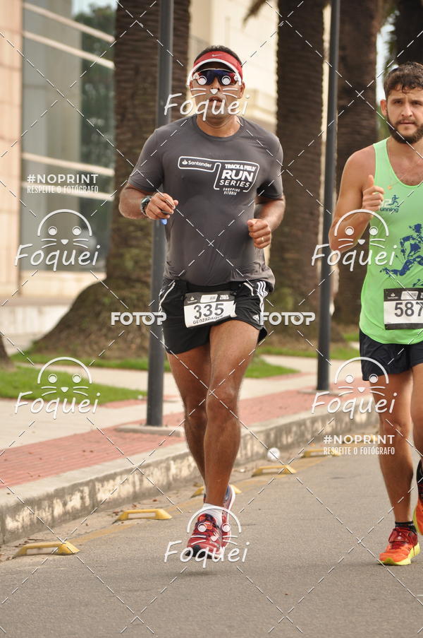 Buy your photos of the eventSantander Track&Field  Run Series - Shopping Vitria on Fotop