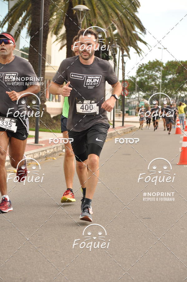 Buy your photos of the eventSantander Track&Field  Run Series - Shopping Vitria on Fotop