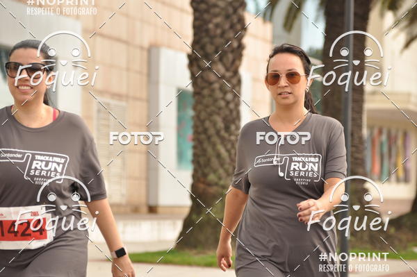 Buy your photos of the eventSantander Track&Field  Run Series - Shopping Vitria on Fotop