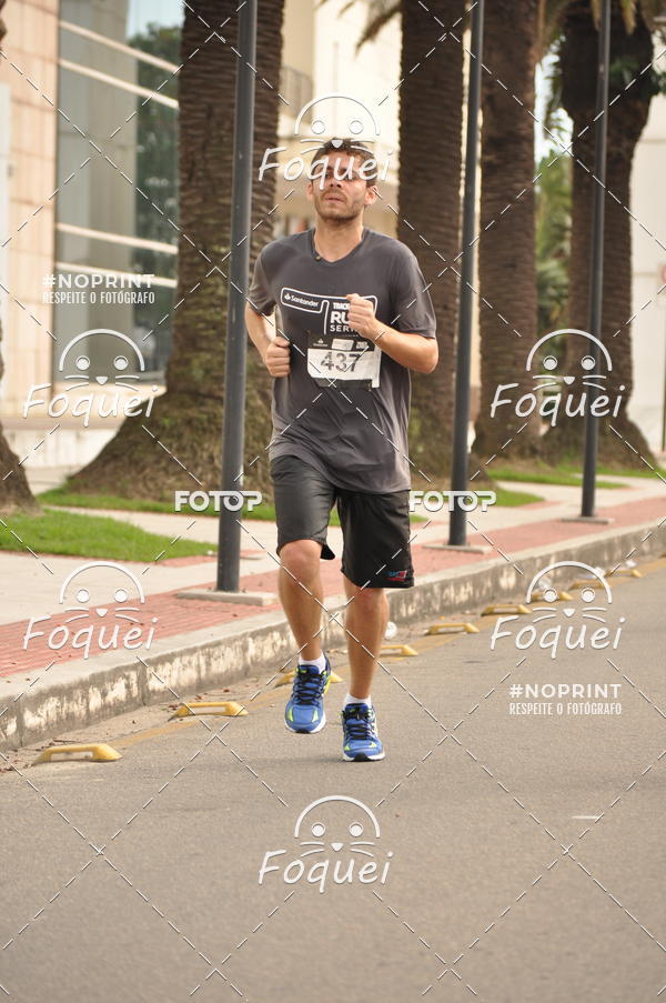 Buy your photos of the eventSantander Track&Field  Run Series - Shopping Vitria on Fotop