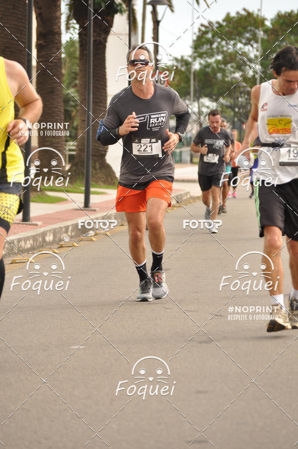 Buy your photos of the eventSantander Track&Field  Run Series - Shopping Vitria on Fotop