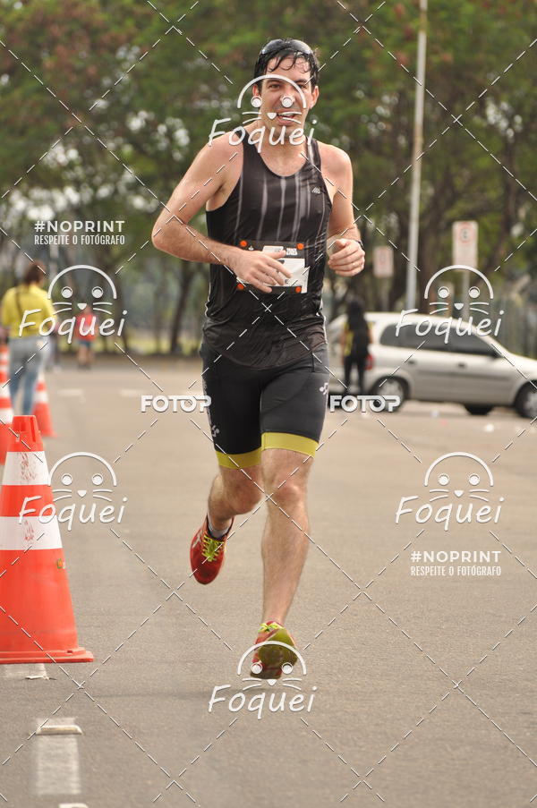 Buy your photos of the eventSantander Track&Field  Run Series - Shopping Vitria on Fotop