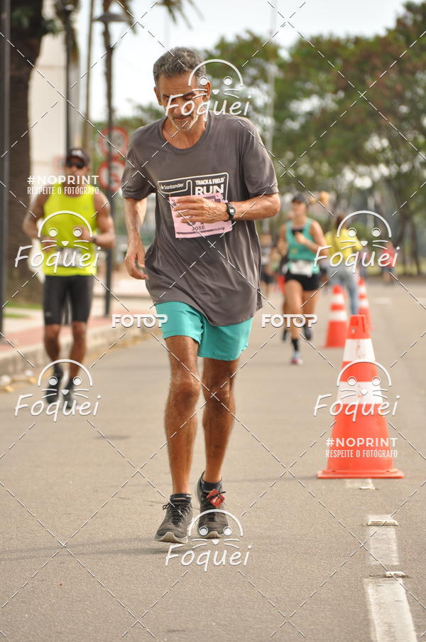 Buy your photos of the eventSantander Track&Field  Run Series - Shopping Vitria on Fotop