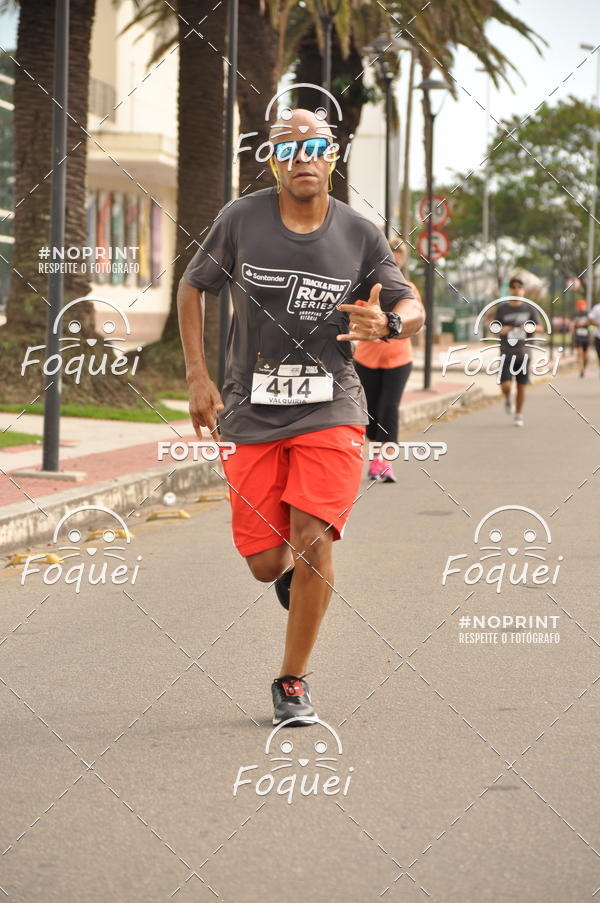 Buy your photos of the eventSantander Track&Field  Run Series - Shopping Vitria on Fotop