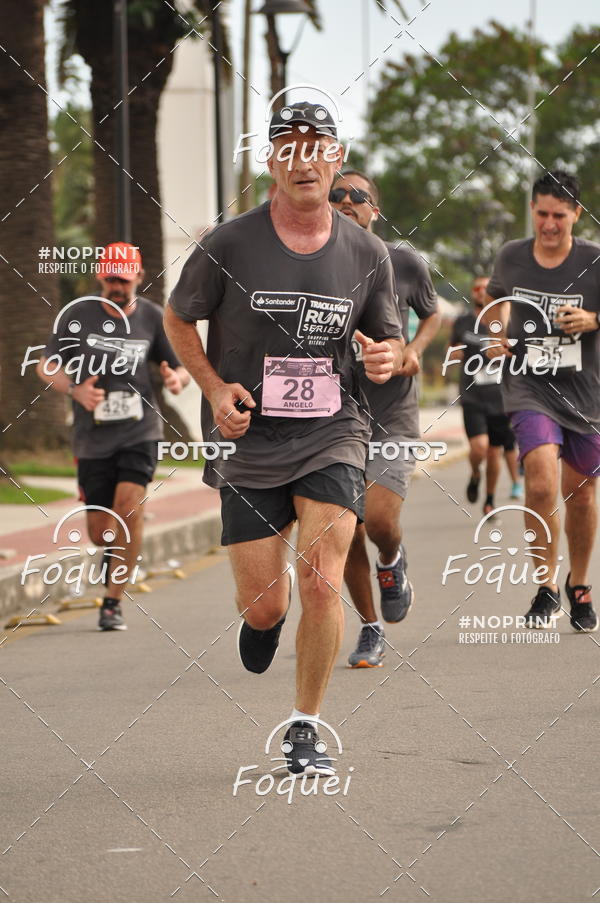 Buy your photos of the eventSantander Track&Field  Run Series - Shopping Vitria on Fotop
