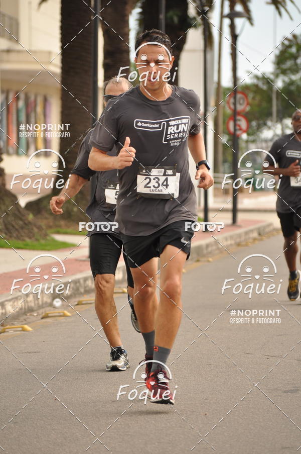 Buy your photos of the eventSantander Track&Field  Run Series - Shopping Vitria on Fotop