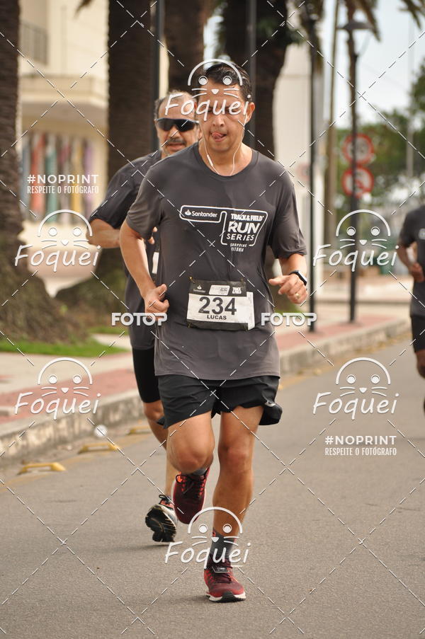 Buy your photos of the eventSantander Track&Field  Run Series - Shopping Vitria on Fotop