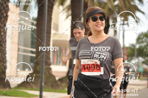 Buy your photos of the eventSantander Track&Field  Run Series - Shopping Vitria on Fotop