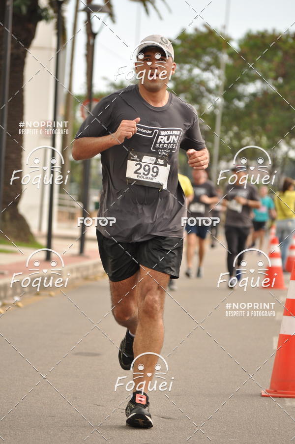 Buy your photos of the eventSantander Track&Field  Run Series - Shopping Vitria on Fotop