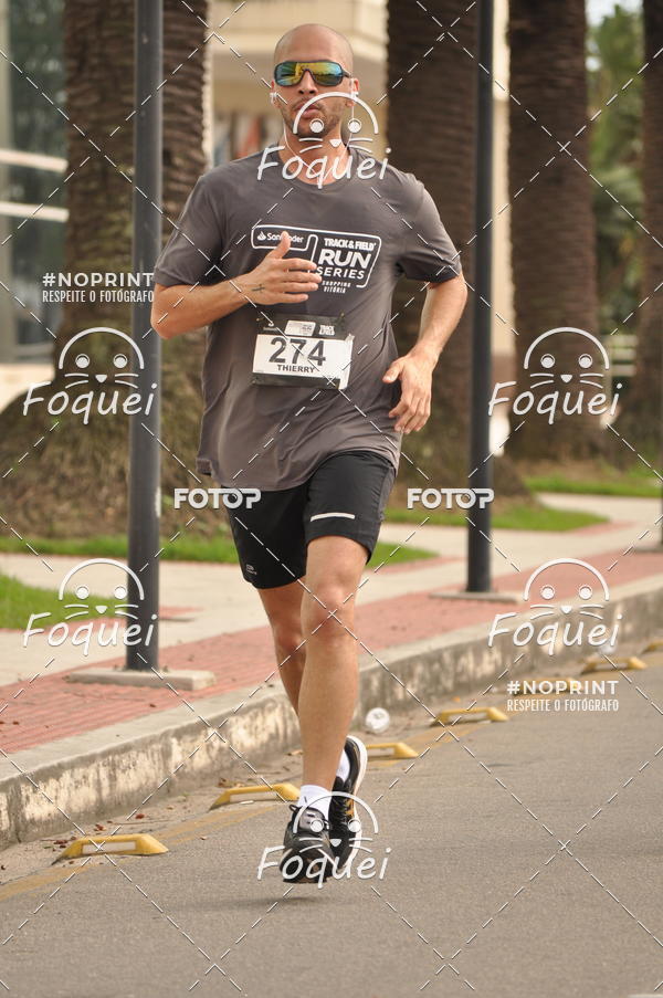 Buy your photos of the eventSantander Track&Field  Run Series - Shopping Vitria on Fotop