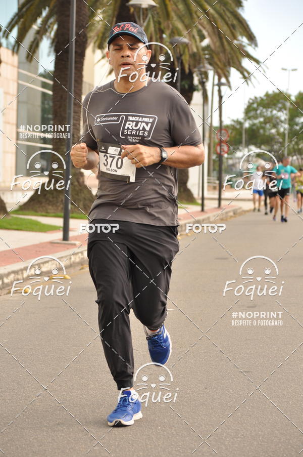 Buy your photos of the eventSantander Track&Field  Run Series - Shopping Vitria on Fotop