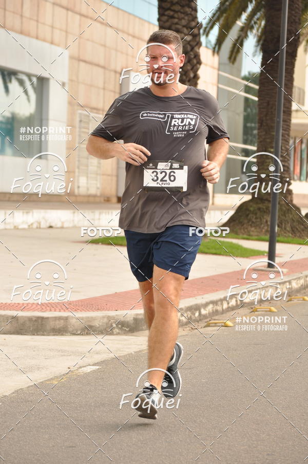 Buy your photos of the eventSantander Track&Field  Run Series - Shopping Vitria on Fotop