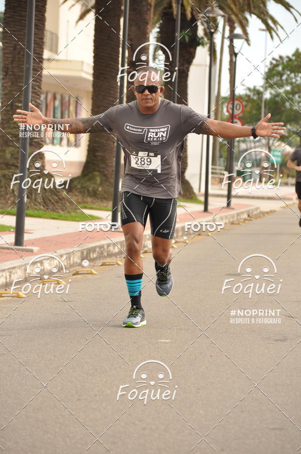 Buy your photos of the eventSantander Track&Field  Run Series - Shopping Vitria on Fotop