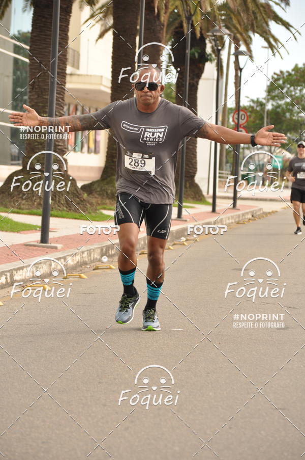 Buy your photos of the eventSantander Track&Field  Run Series - Shopping Vitria on Fotop