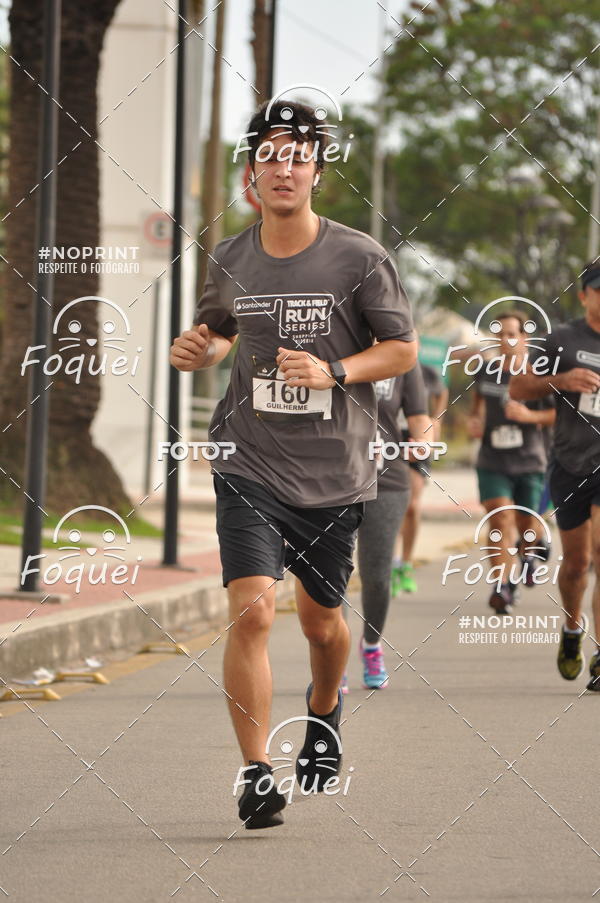 Buy your photos of the eventSantander Track&Field  Run Series - Shopping Vitria on Fotop