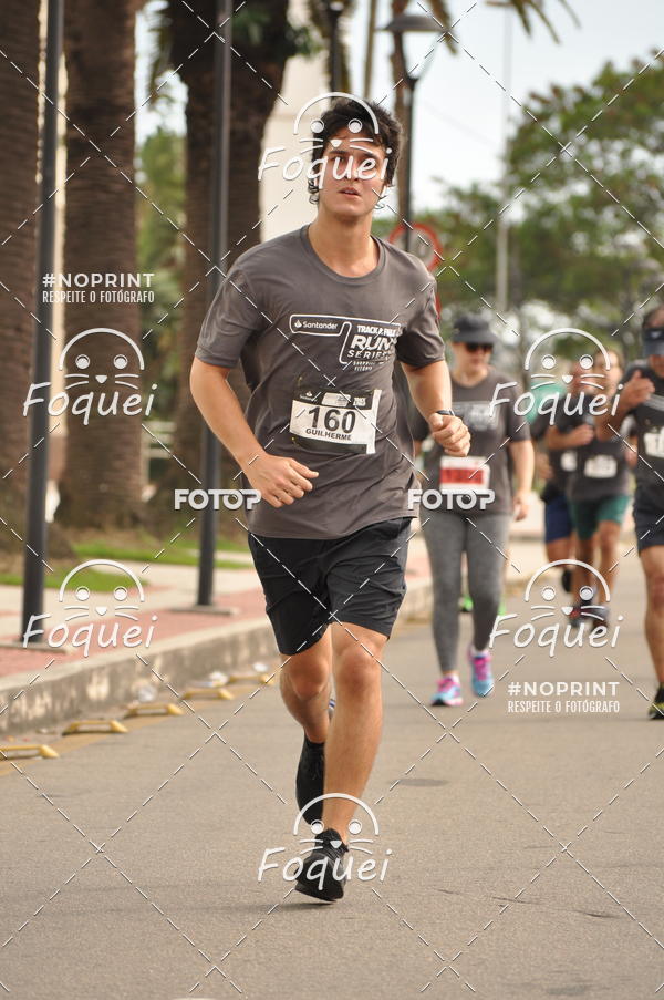 Buy your photos of the eventSantander Track&Field  Run Series - Shopping Vitria on Fotop