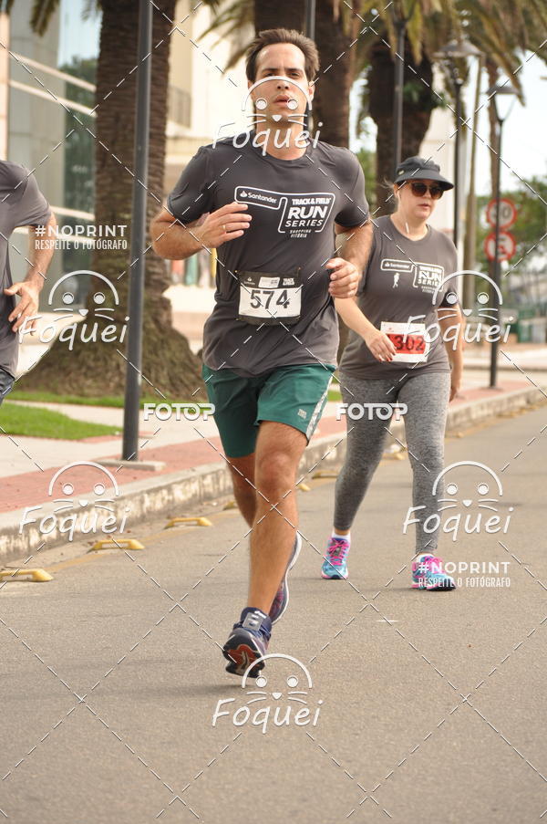Buy your photos of the eventSantander Track&Field  Run Series - Shopping Vitria on Fotop