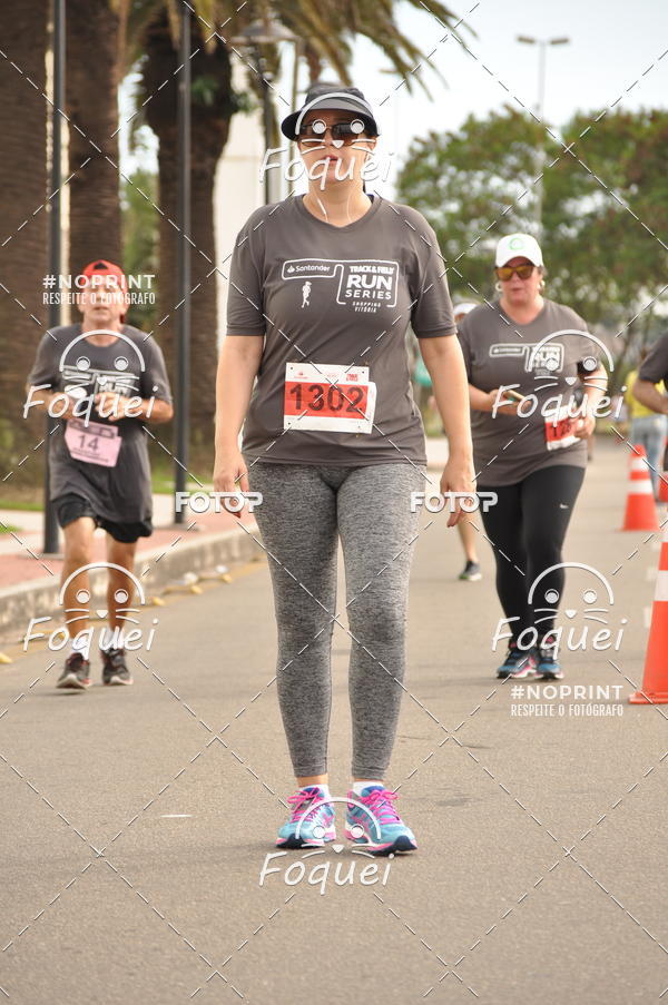 Buy your photos of the eventSantander Track&Field  Run Series - Shopping Vitria on Fotop