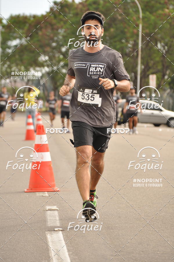 Buy your photos of the eventSantander Track&Field  Run Series - Shopping Vitria on Fotop