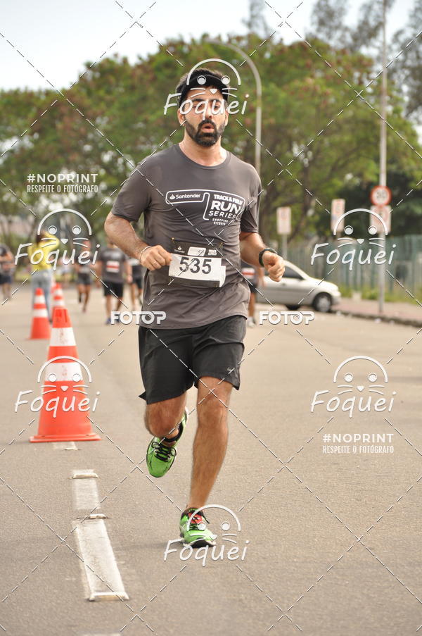 Buy your photos of the eventSantander Track&Field  Run Series - Shopping Vitria on Fotop