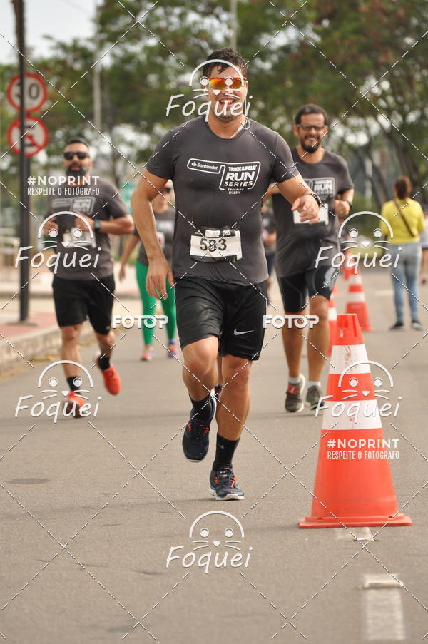 Buy your photos of the eventSantander Track&Field  Run Series - Shopping Vitria on Fotop