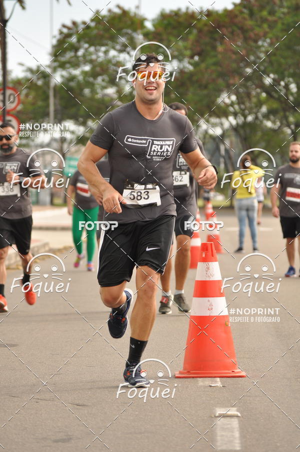 Buy your photos of the eventSantander Track&Field  Run Series - Shopping Vitria on Fotop