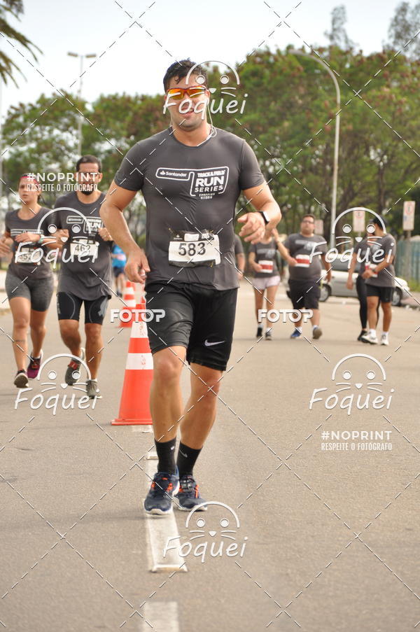 Buy your photos of the eventSantander Track&Field  Run Series - Shopping Vitria on Fotop