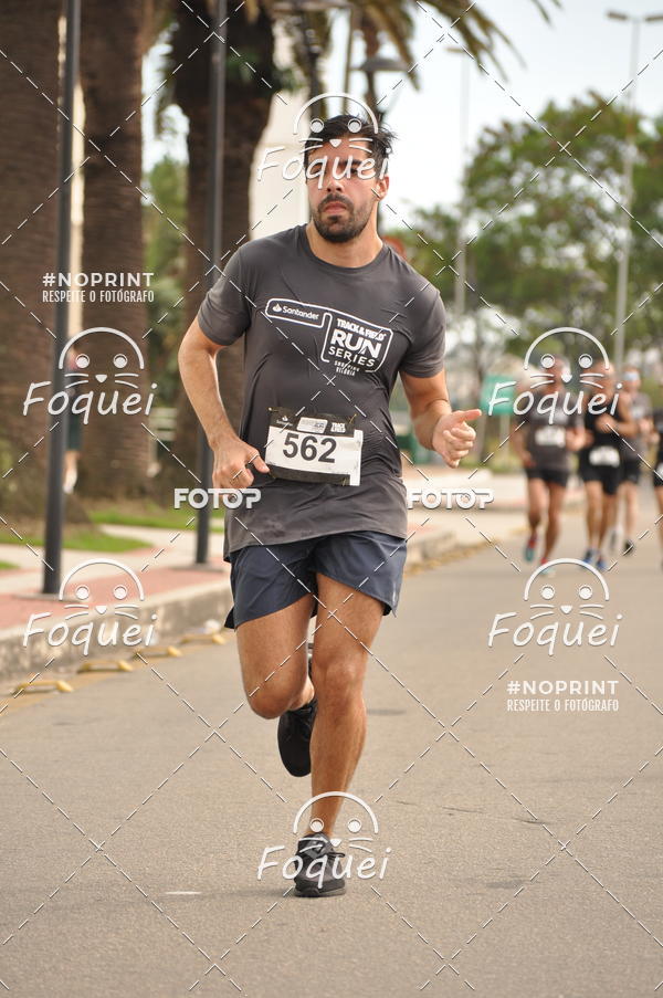 Buy your photos of the eventSantander Track&Field  Run Series - Shopping Vitria on Fotop