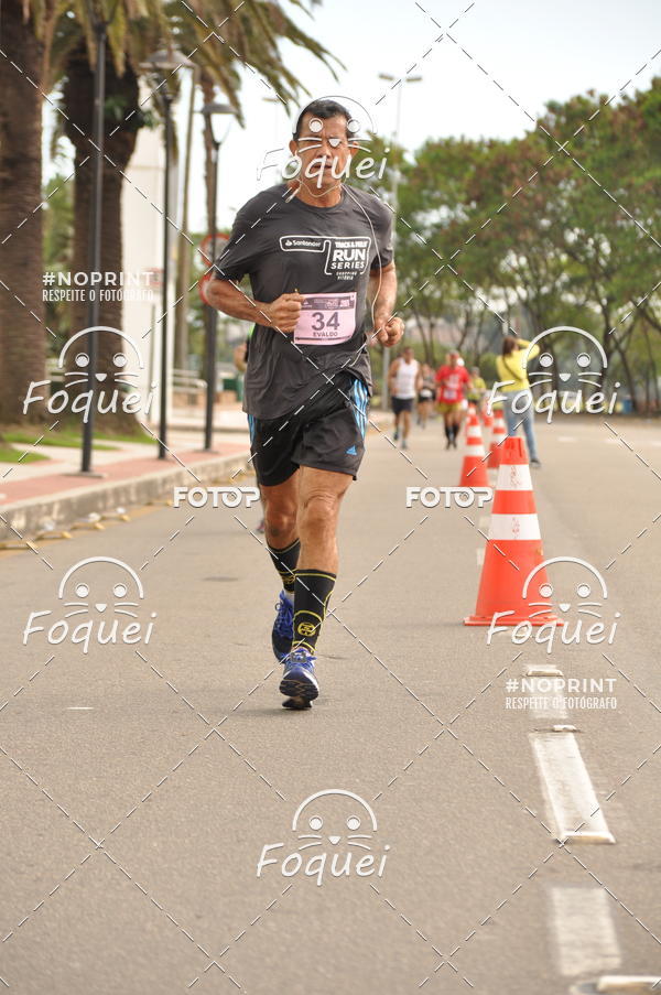 Buy your photos of the eventSantander Track&Field  Run Series - Shopping Vitria on Fotop