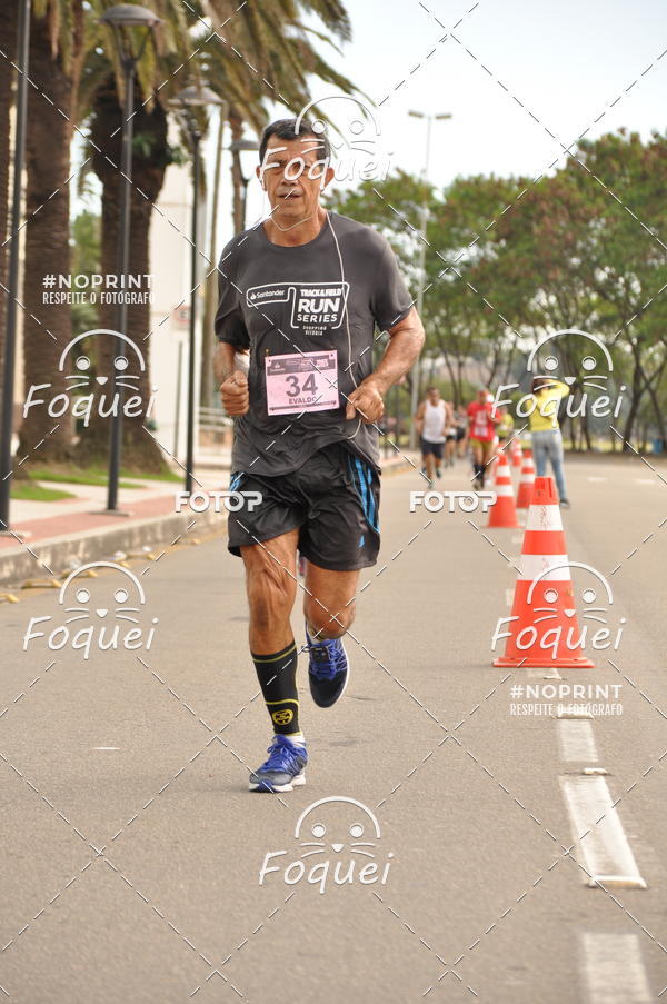 Buy your photos of the eventSantander Track&Field  Run Series - Shopping Vitria on Fotop