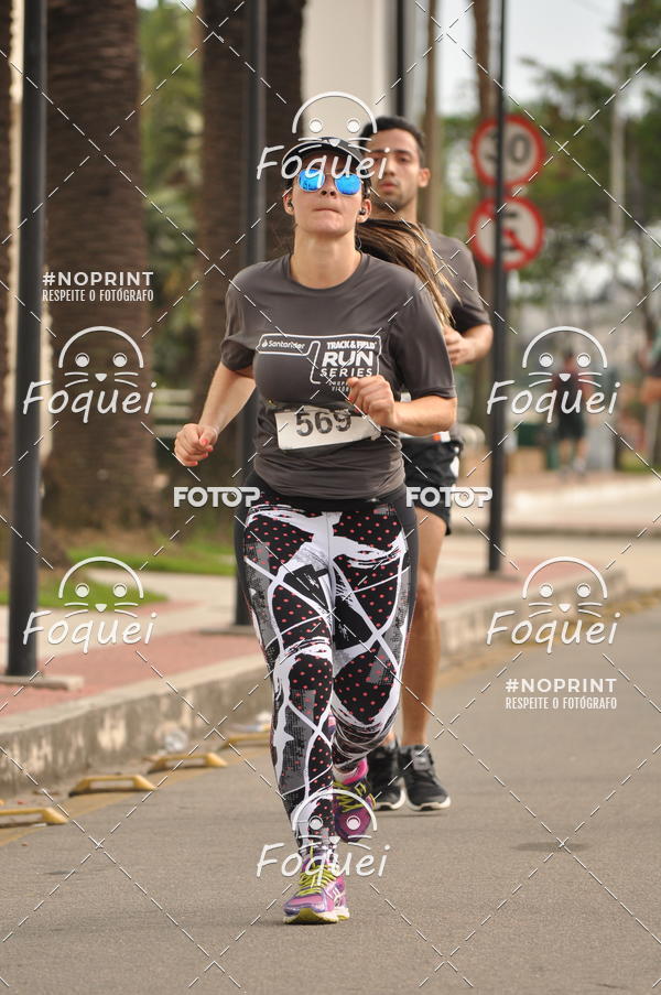 Buy your photos of the eventSantander Track&Field  Run Series - Shopping Vitria on Fotop