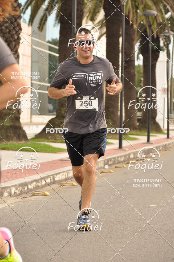 Buy your photos of the eventSantander Track&Field  Run Series - Shopping Vitria on Fotop