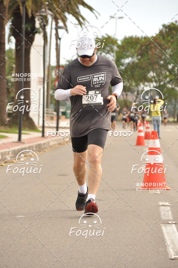 Buy your photos of the eventSantander Track&Field  Run Series - Shopping Vitria on Fotop