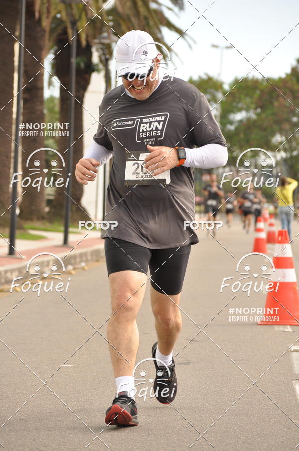 Buy your photos of the eventSantander Track&Field  Run Series - Shopping Vitria on Fotop