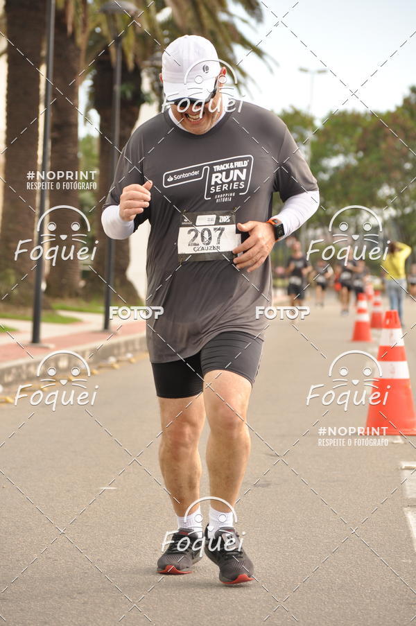 Buy your photos of the eventSantander Track&Field  Run Series - Shopping Vitria on Fotop