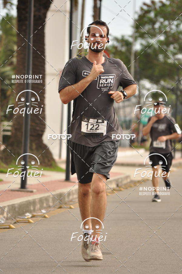 Buy your photos of the eventSantander Track&Field  Run Series - Shopping Vitria on Fotop