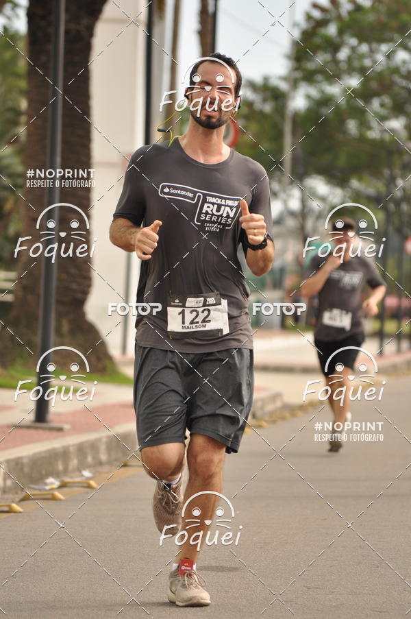 Buy your photos of the eventSantander Track&Field  Run Series - Shopping Vitria on Fotop