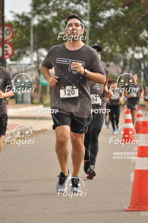 Buy your photos of the eventSantander Track&Field  Run Series - Shopping Vitria on Fotop