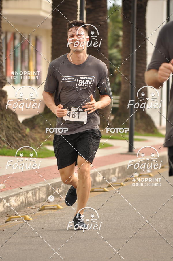 Buy your photos of the eventSantander Track&Field  Run Series - Shopping Vitria on Fotop