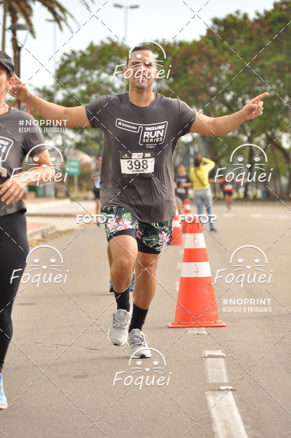 Buy your photos of the eventSantander Track&Field  Run Series - Shopping Vitria on Fotop