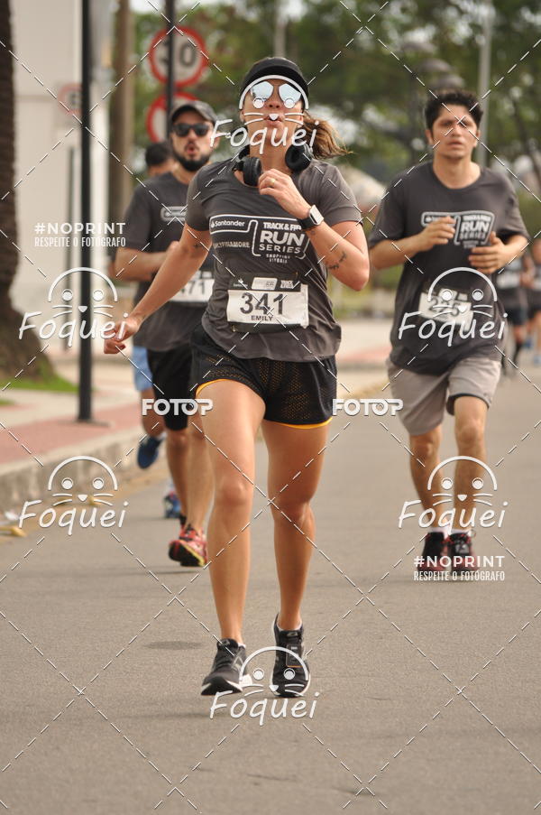 Buy your photos of the eventSantander Track&Field  Run Series - Shopping Vitria on Fotop